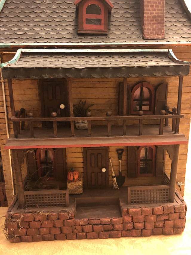 Victorian haunted house model