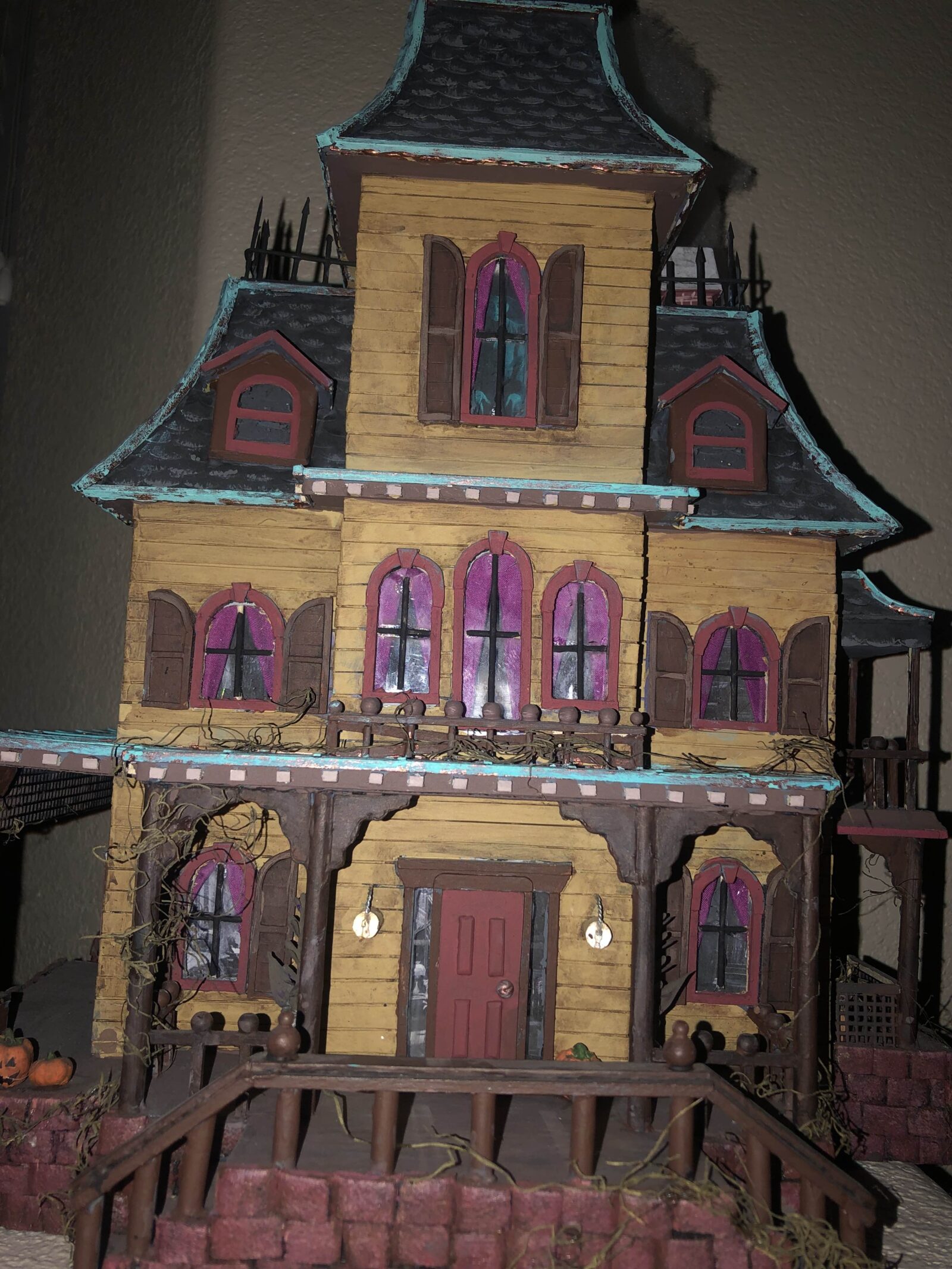 Victorian haunted house model
